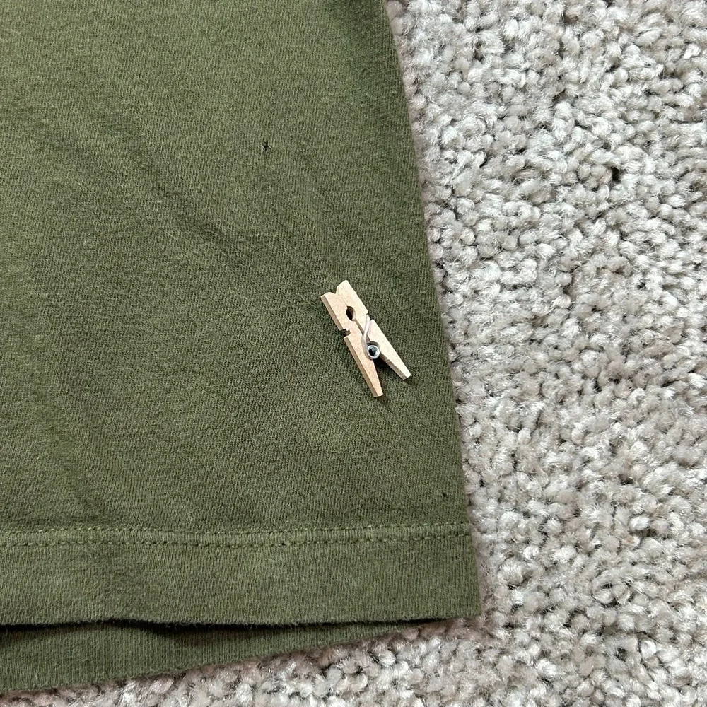 Nike Sportswear T Shirt Men XL Olive Green Comfortable Performance Standard Fit